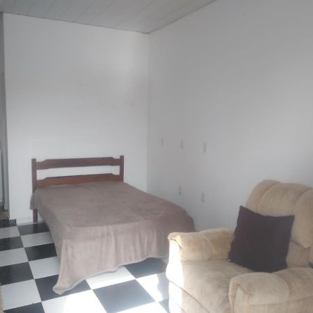 Апартаменты Quarto Individual Independente Lado Praca Central De Chapada Шапада-дус-Гимарайнс Экстерьер фото