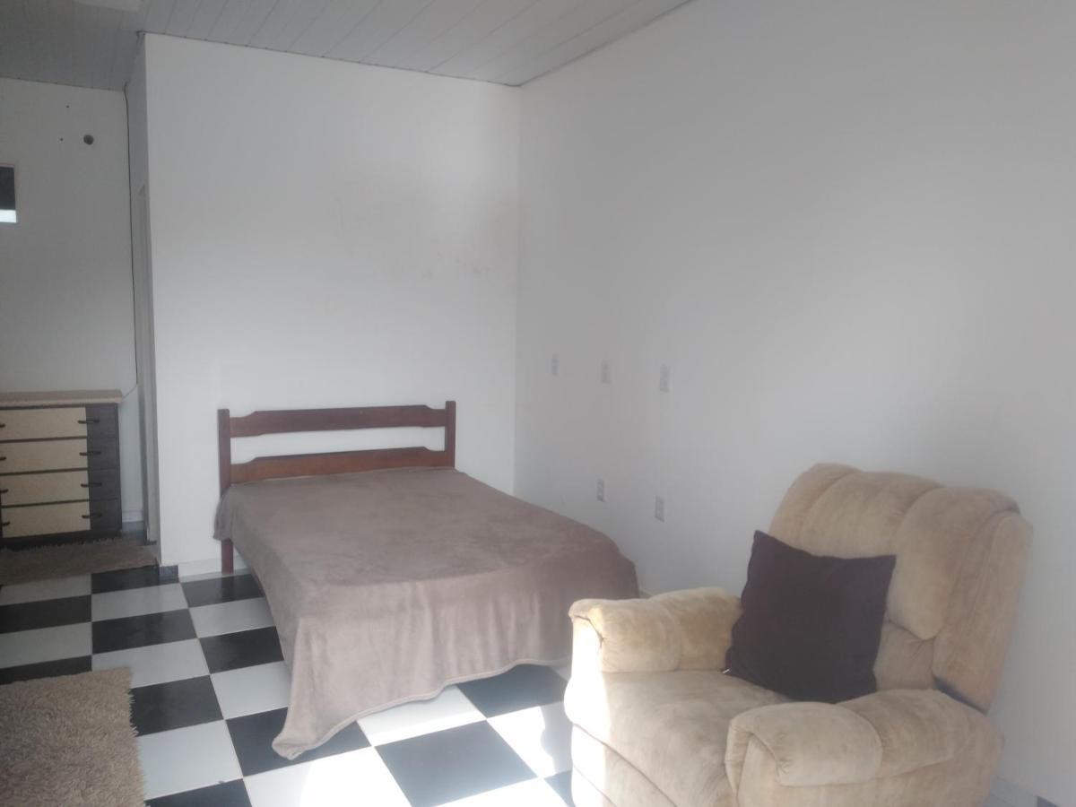 Апартаменты Quarto Individual Independente Lado Praca Central De Chapada Шапада-дус-Гимарайнс Экстерьер фото