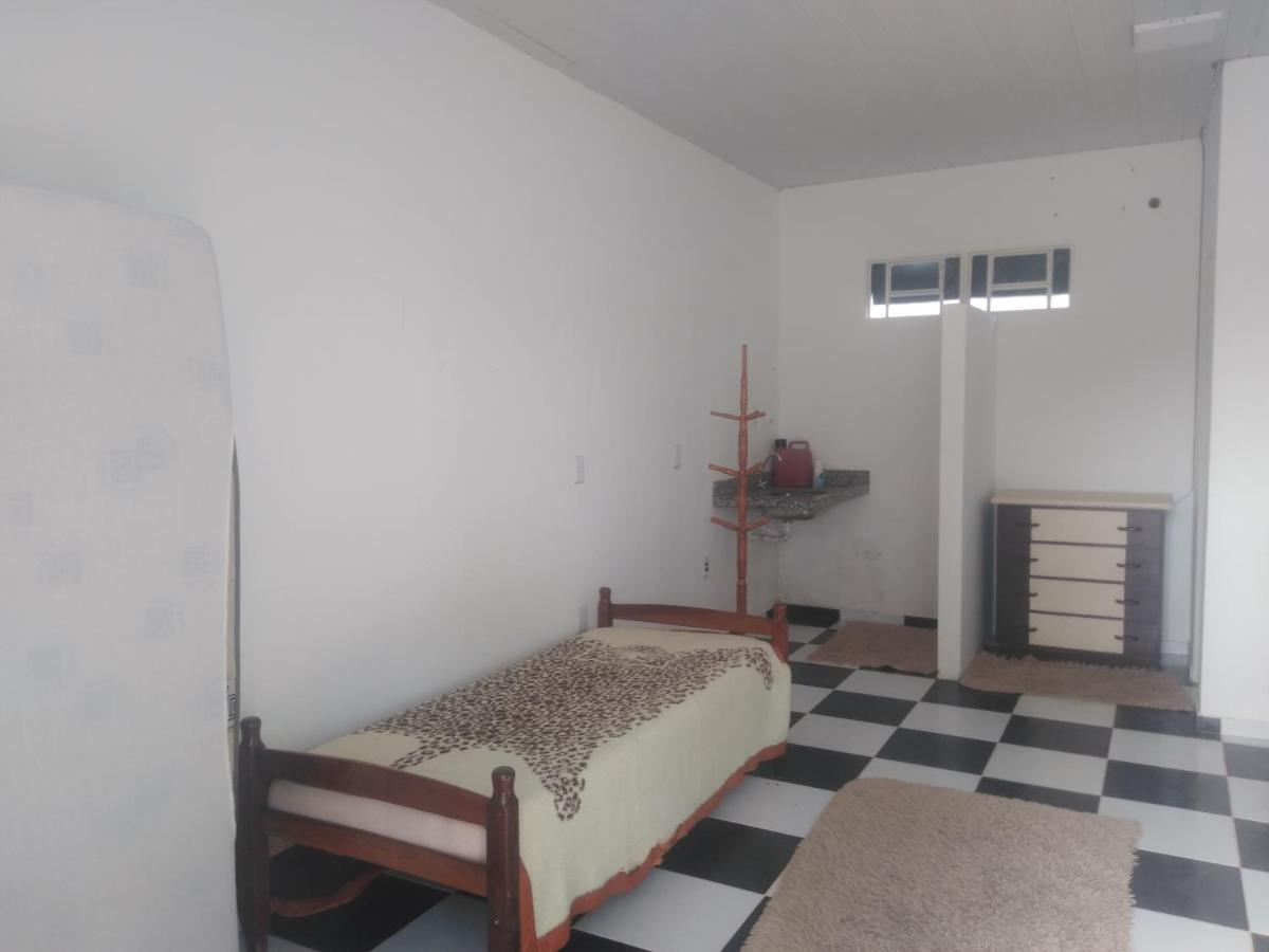 Апартаменты Quarto Individual Independente Lado Praca Central De Chapada Шапада-дус-Гимарайнс Экстерьер фото